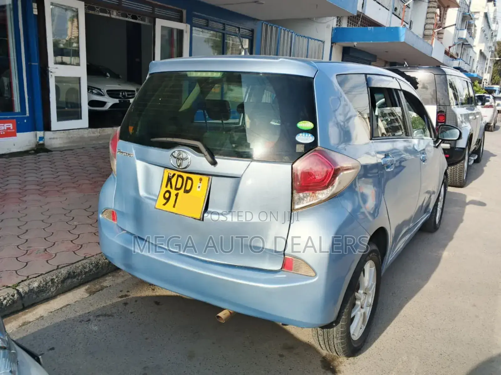 Toyota Ractis 2014 Blue