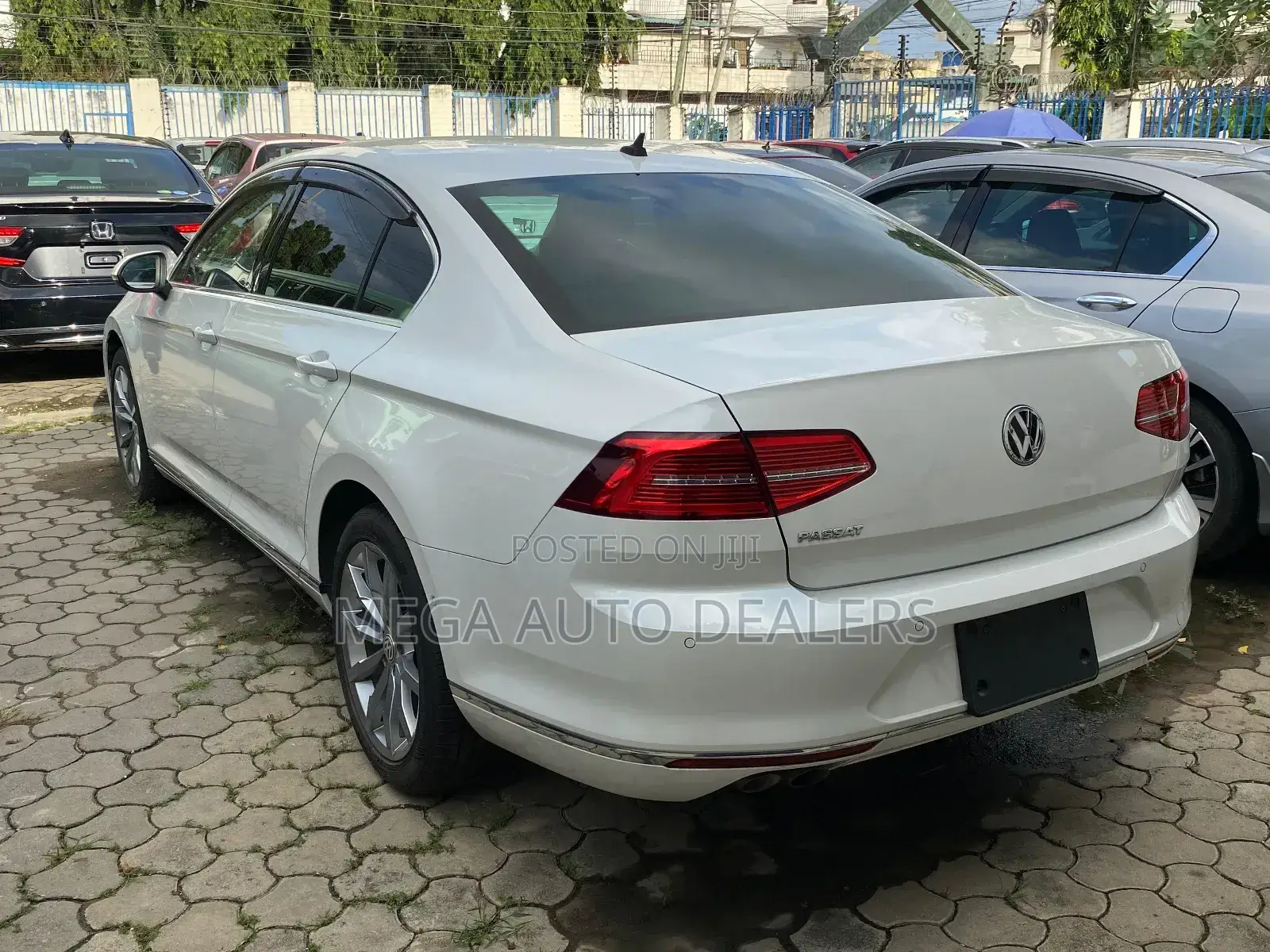 Volkswagen Passat 2018 White