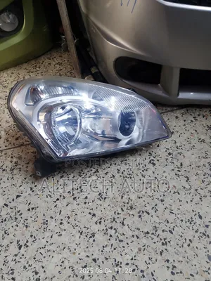Nissan Dualis Headlight 2010 Non