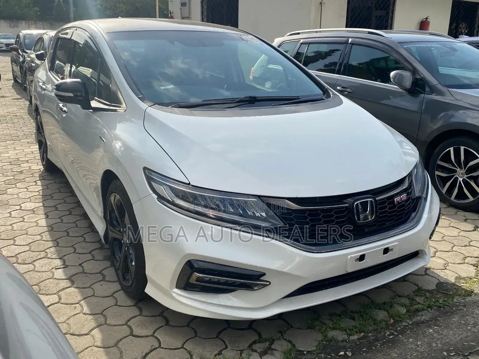 Honda Jade 2018 White