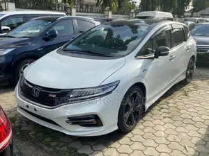 Honda Jade 2018 White