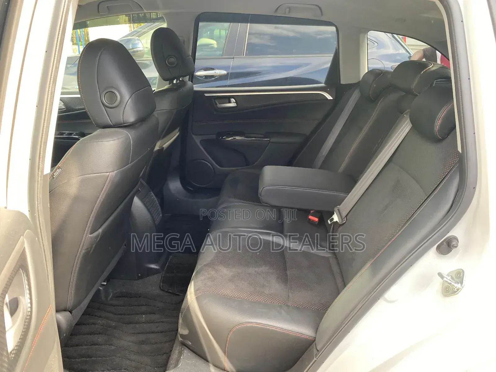 Honda Jade 2018 White