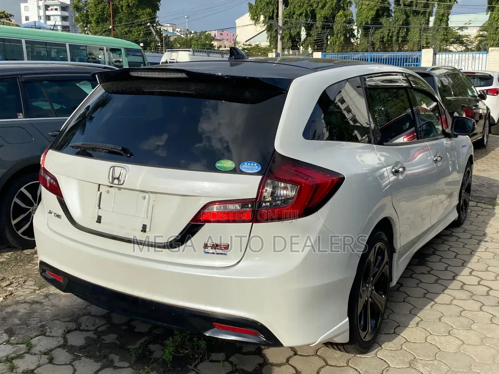 Honda Jade 2018 White