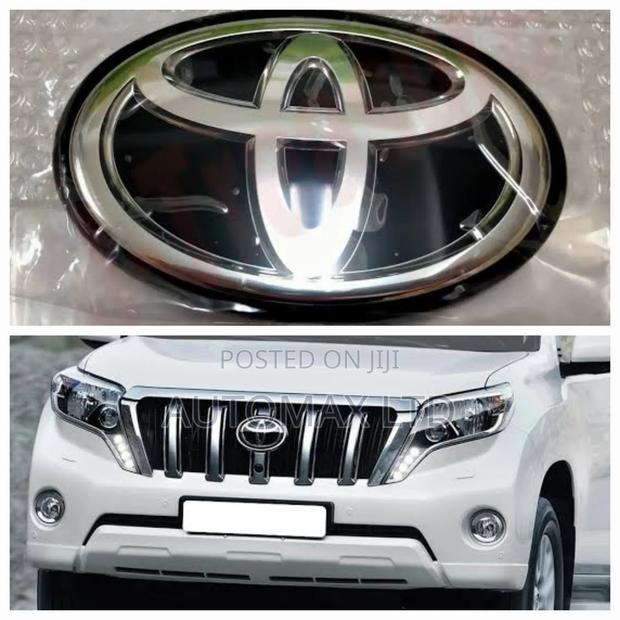 Toyota Land Cruiser Prado J150, Grille Logo, New