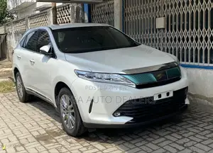 Toyota Harrier 2018 White