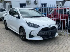 Toyota Yaris 2018 White