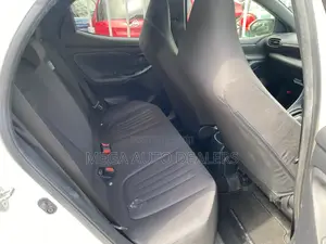 Toyota Yaris 2018 White