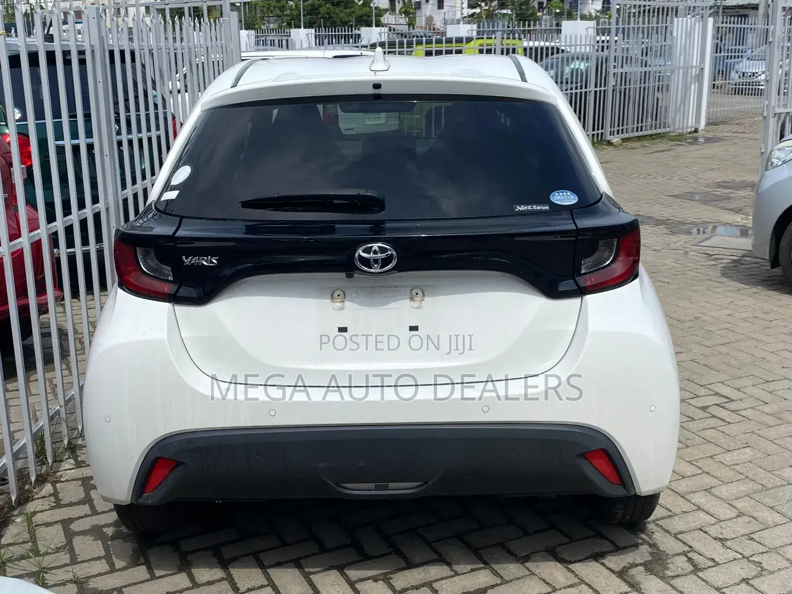 Toyota Yaris 2018 White