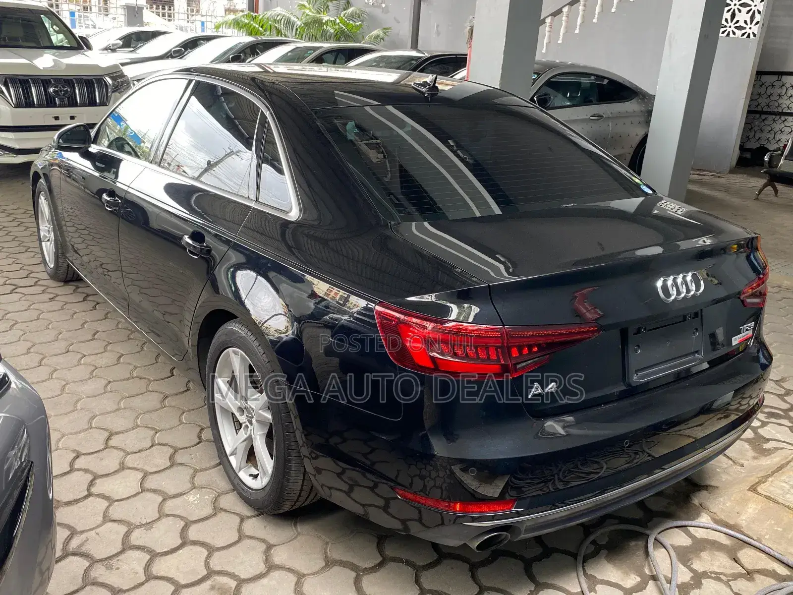 Audi A4 2018 Black