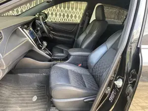 Toyota Harrier 2018 Black