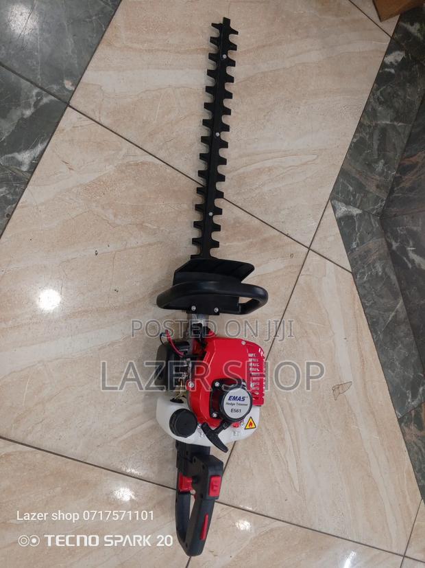 2stroke Hedge Trimmer - thumbnail 3