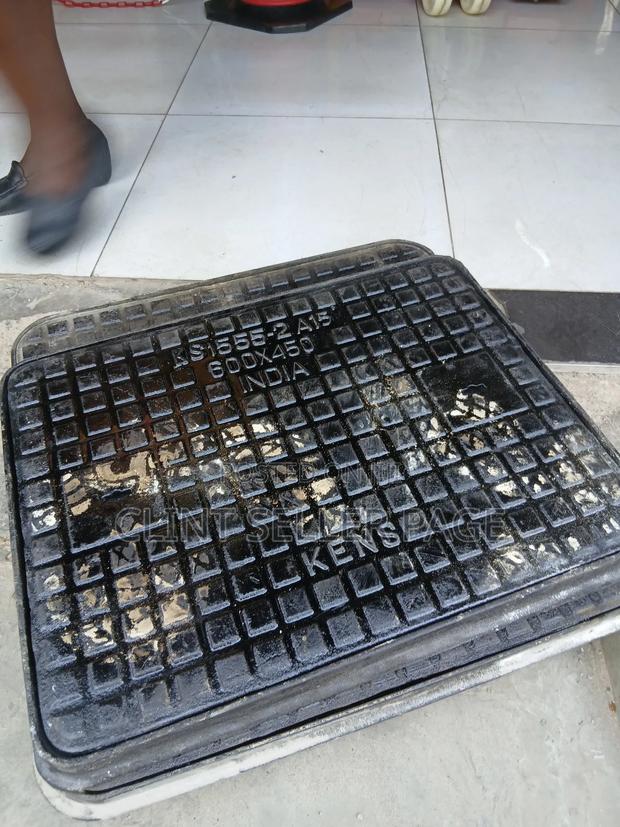 Manhole Lids (Covers) 600*450 Heavy Duty - thumbnail 2