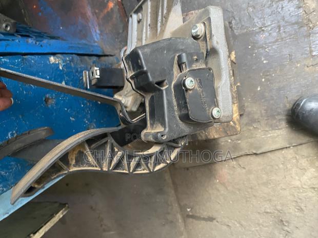 Accelerator Pedal - thumbnail 4