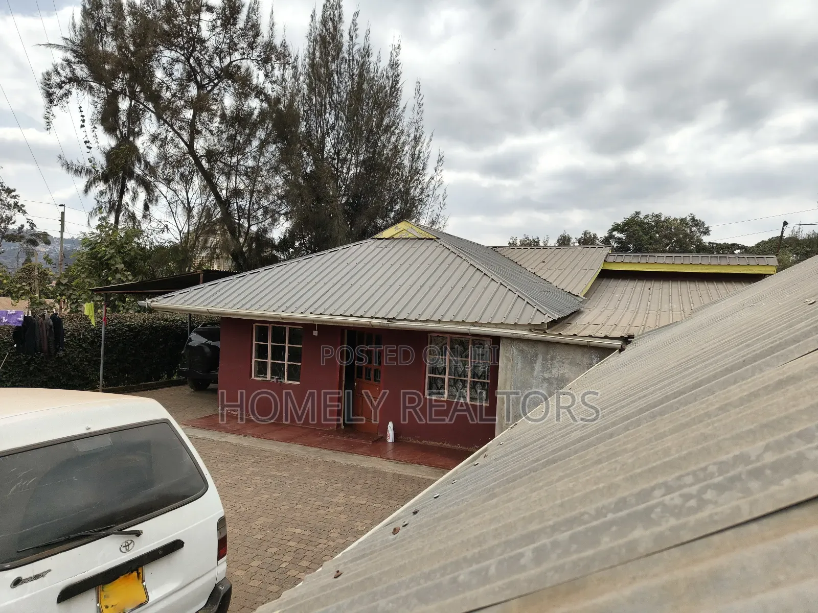 4bdrm Bungalow in Ngong With Rentals for sale