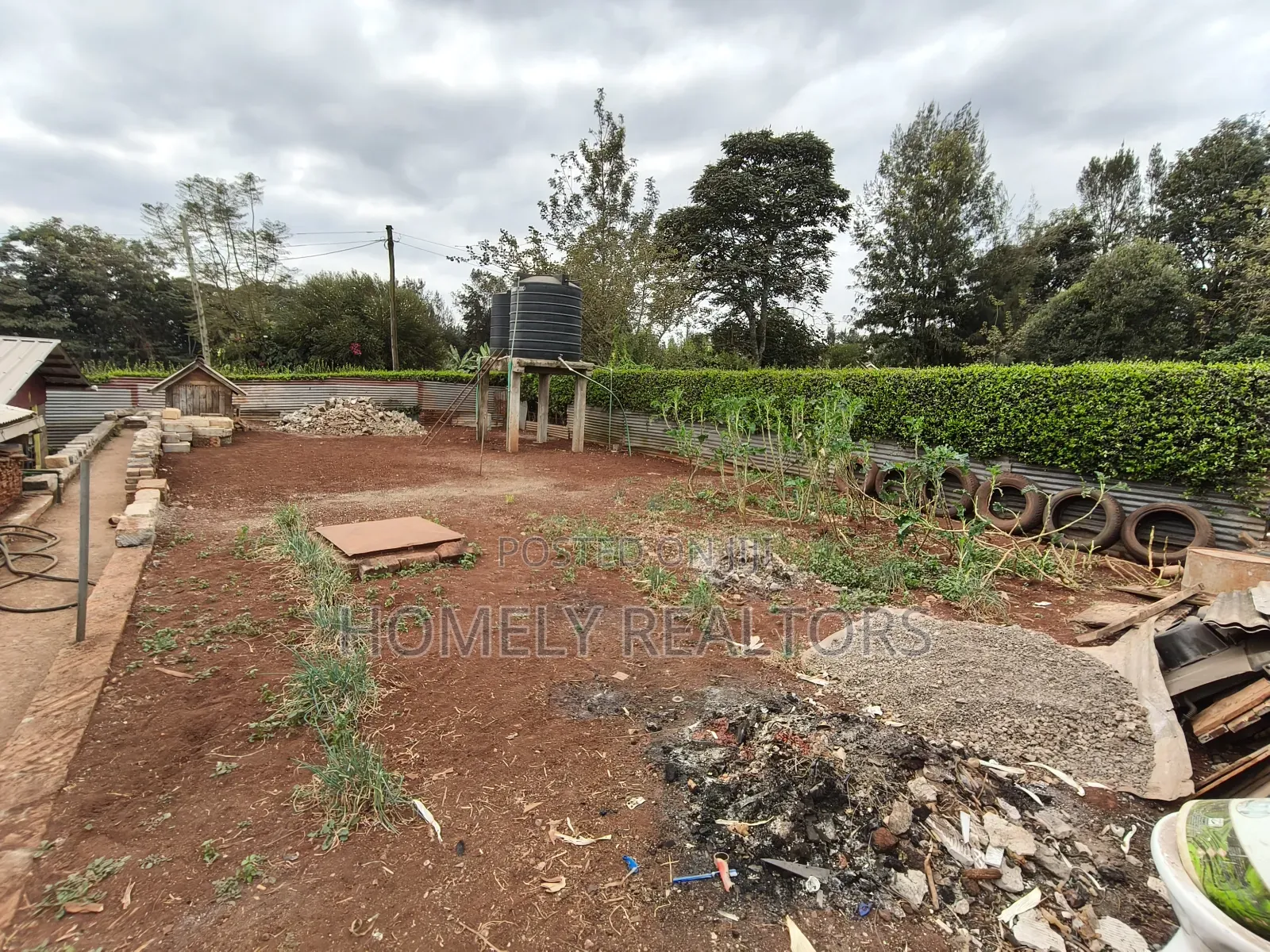 4bdrm Bungalow in Ngong With Rentals for sale