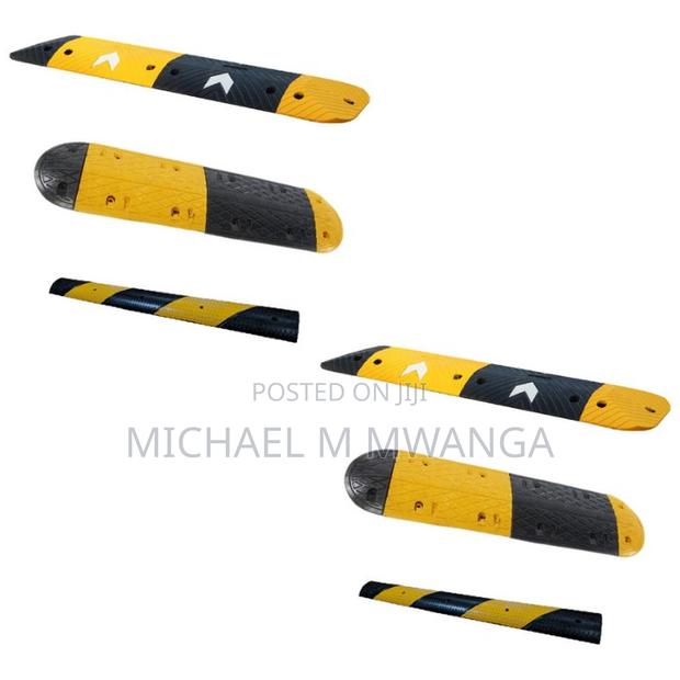 Modular Interlocking Rubber Speed Bumps