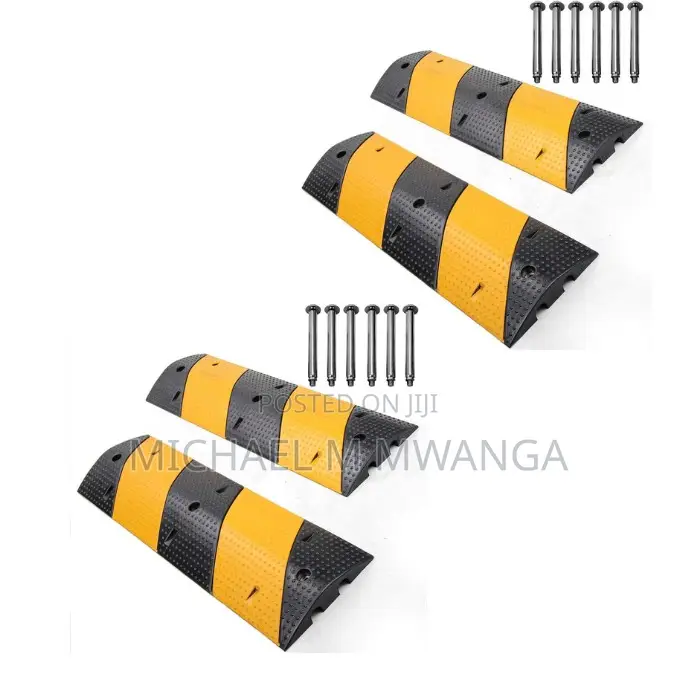 High-Visibility Reflective Rubber Speed Bumps