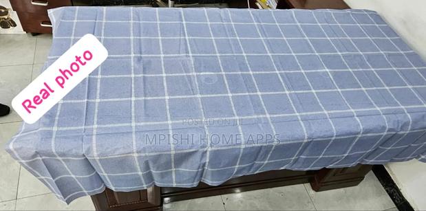 Waterproof Table Clothe - thumbnail 2