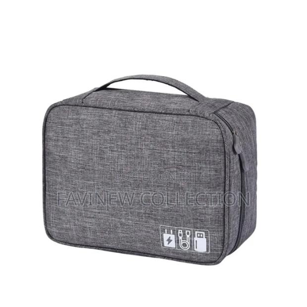 Large Capacity Storage Bag / Cable Organizer Electronics - thumbnail 4
