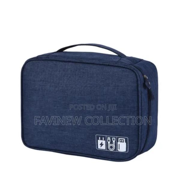 Large Capacity Storage Bag / Cable Organizer Electronics - thumbnail 5