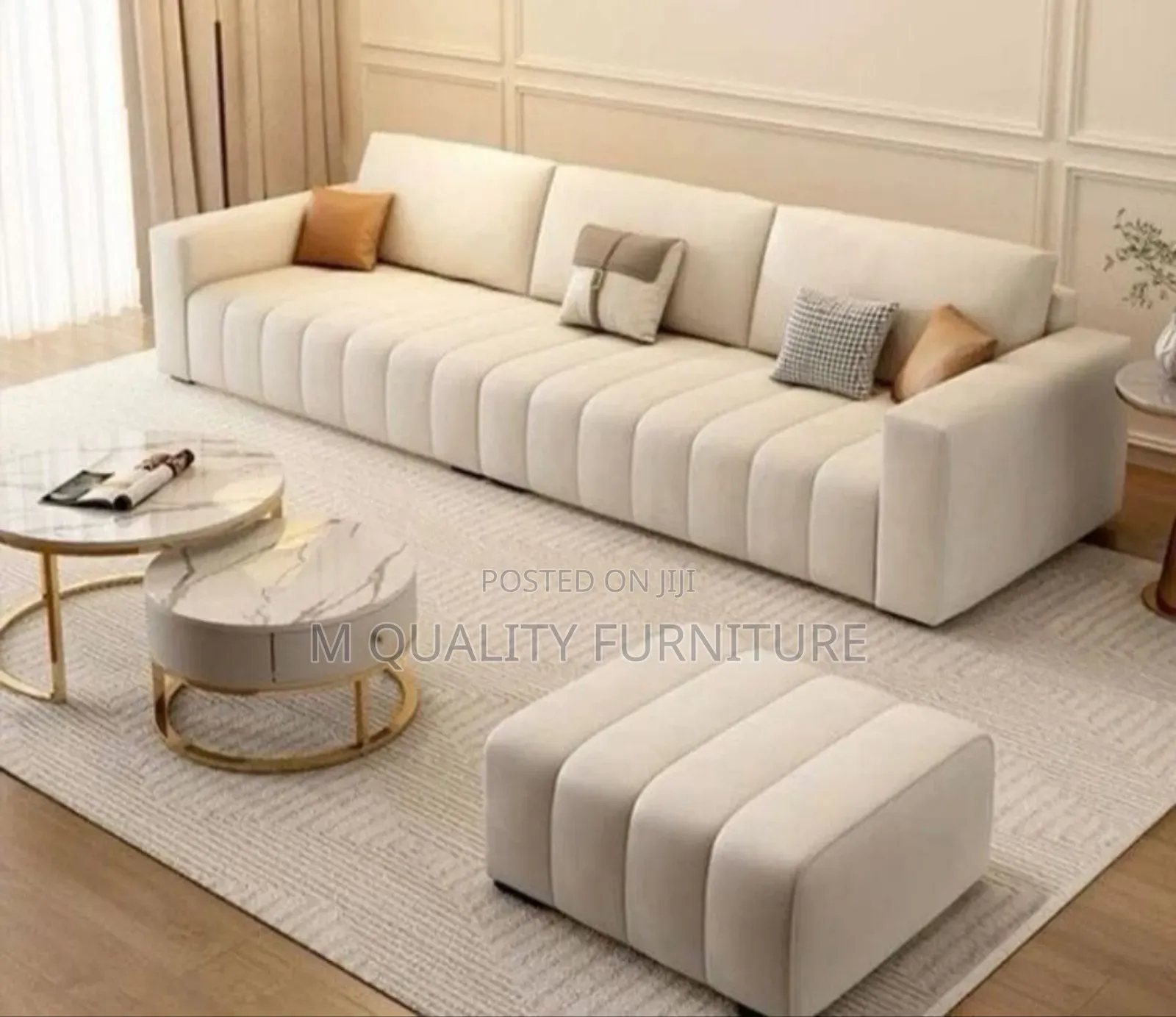 4 Seater Luxurious Sofa