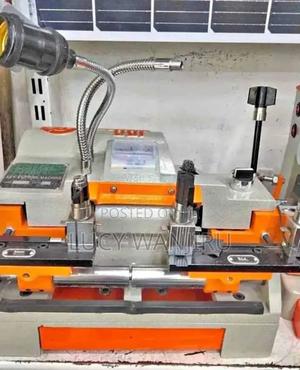 Key Cutting Machine/ New Defu Key Cutting Machine. - thumbnail 2