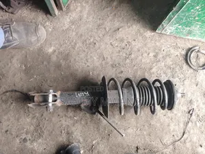 Toyota Sienta New Shape Complete Shock. Each