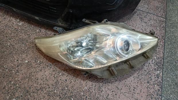 Alphard Headlight Zenon 2012