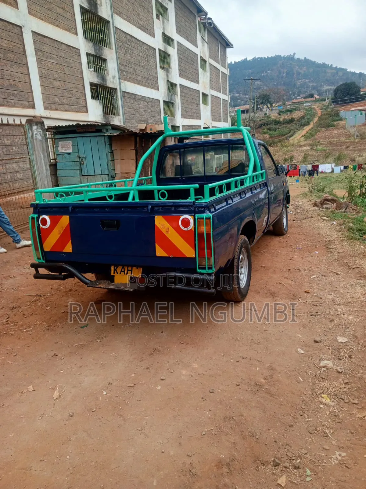 Nissan Pick-Up 2.5D 1998 Blue