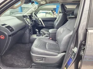 Toyota Land Cruiser Prado 2020 Gray