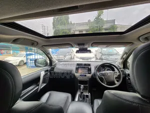 Toyota Land Cruiser Prado 2020 Gray