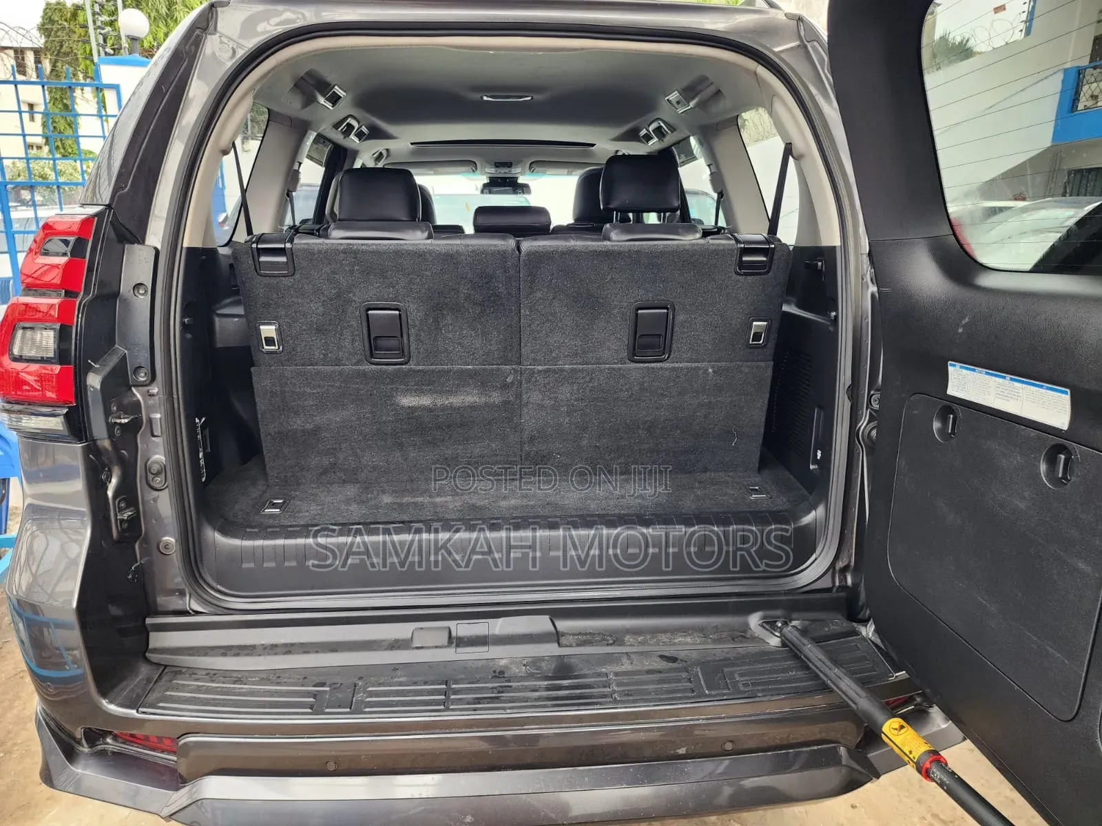 Toyota Land Cruiser Prado 2020 Gray