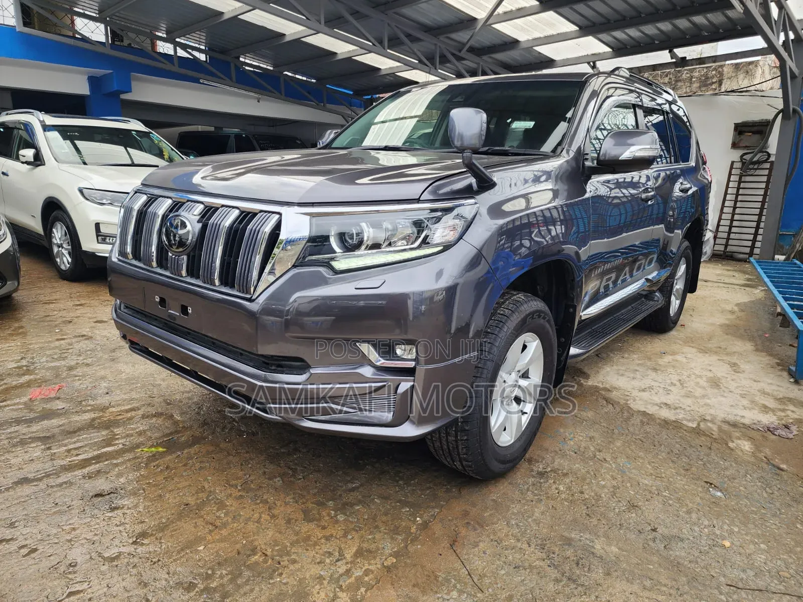 Toyota Land Cruiser Prado 2020 Gray