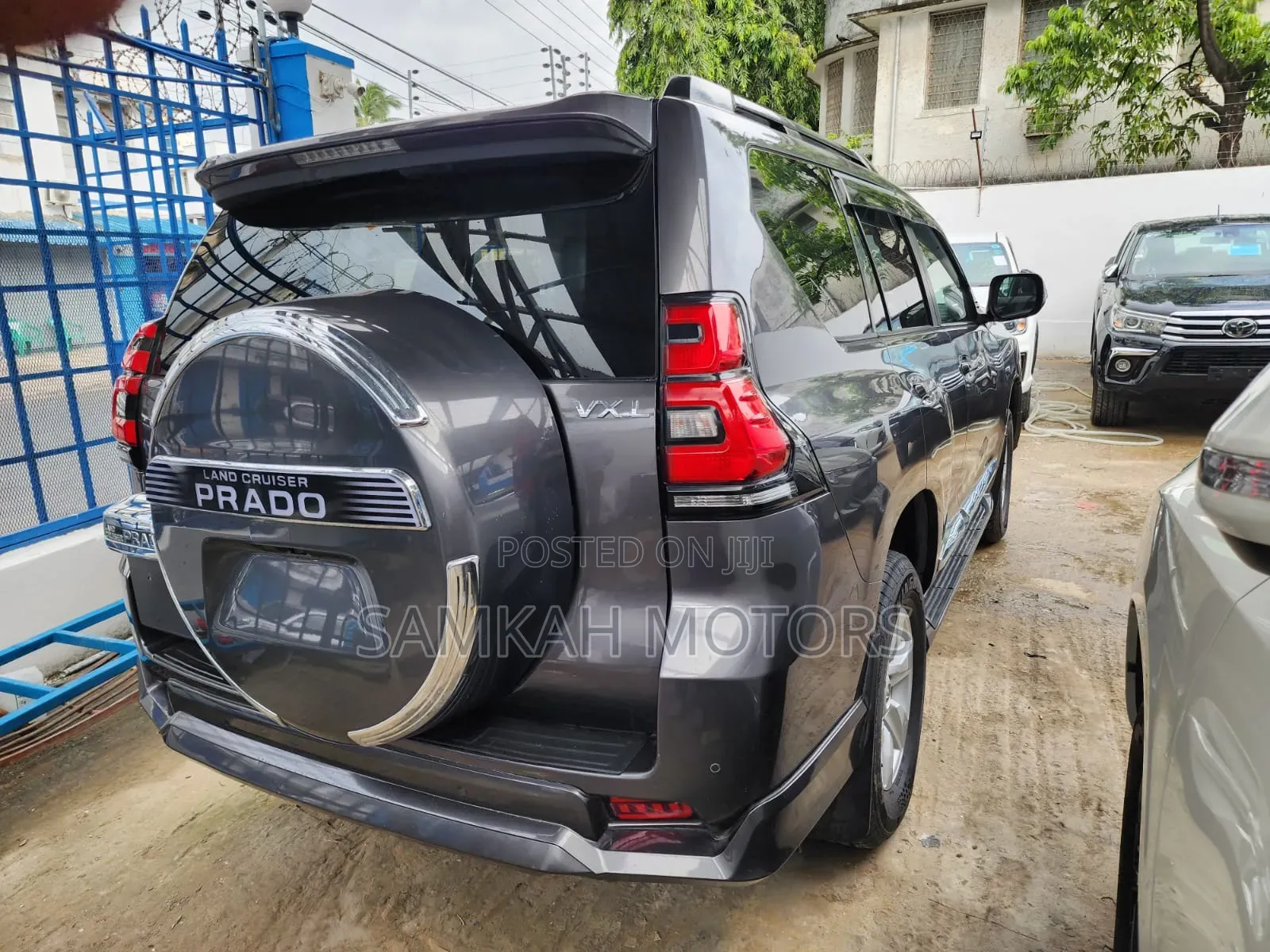 Toyota Land Cruiser Prado 2020 Gray