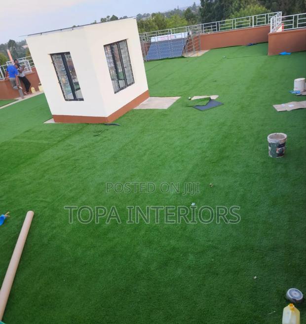 Roof Top Floor Grass Carpets Artificial Turf Grass Carpets