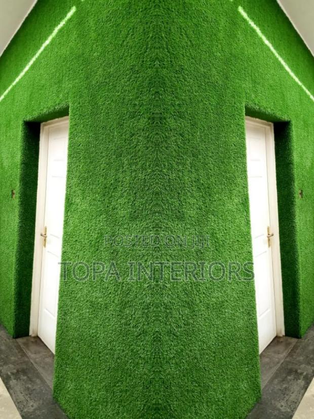 Green Wall Artificial Turf Grass Carpets Installation