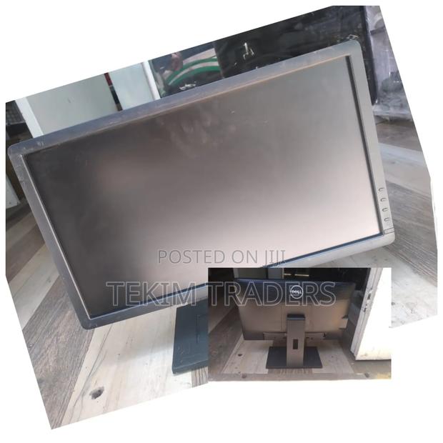Dell 19” TFT Monitor – Hd Display for Everyday Use