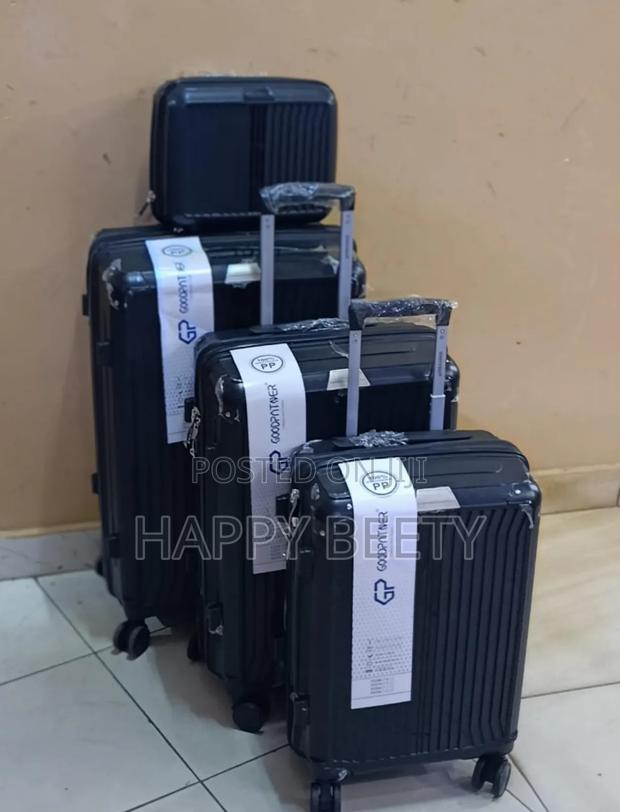4 in 1 Luxurious Unbreakable Suitcase - thumbnail 4