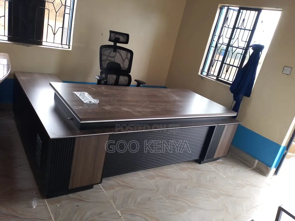 Office Desk ; 2.4meter Modern Executive L-Shape Table