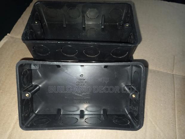Twin Switch Box (Pvc) - thumbnail 3