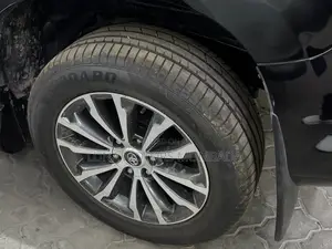 Toyota Land Cruiser Prado 2.8 2019 Black