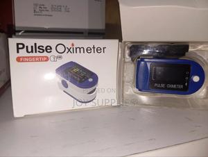 Finger Tip Pulse Oximeter - thumbnail 2