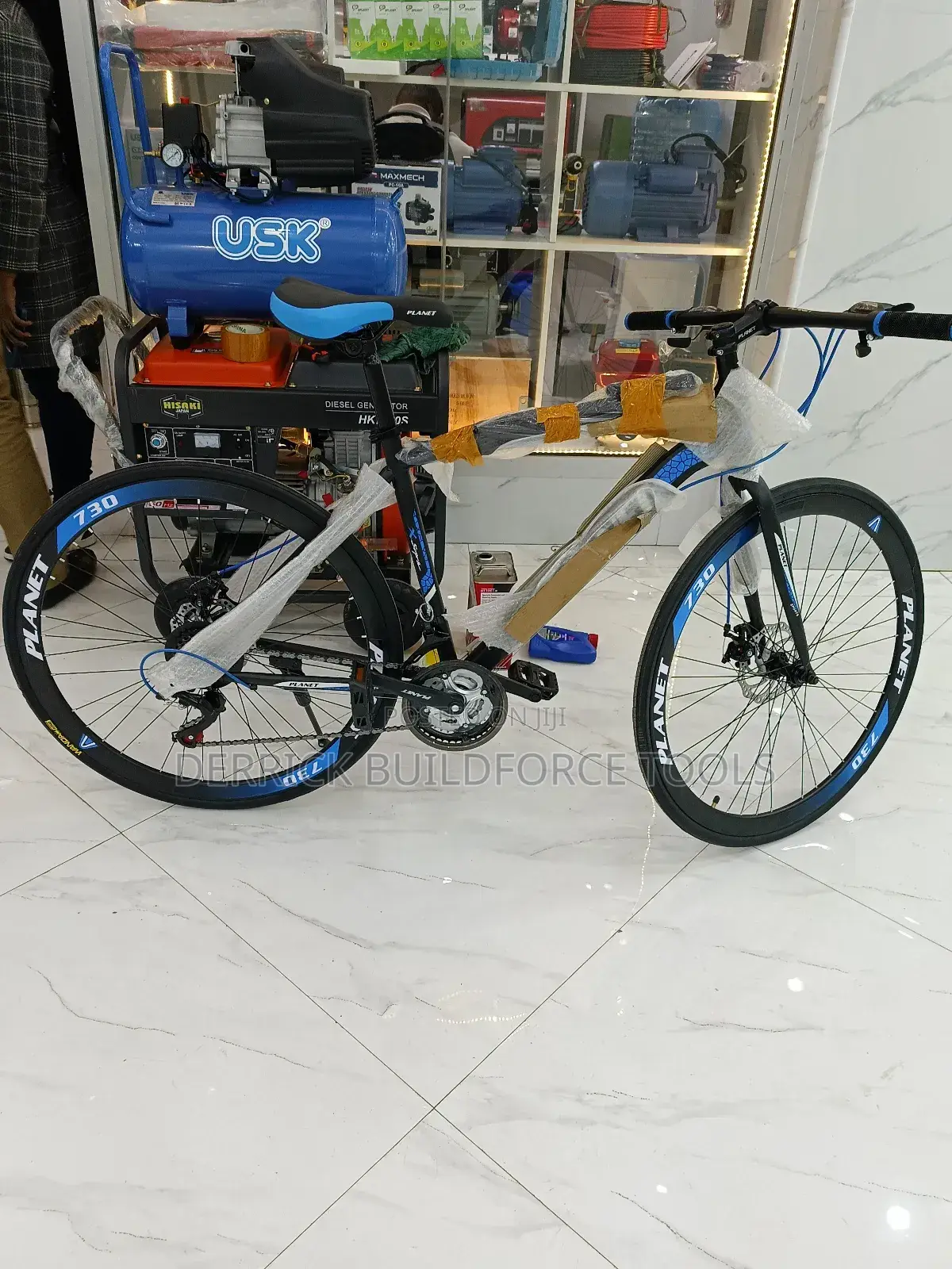 Black Racing Bike Size 27.5 Inch Planet