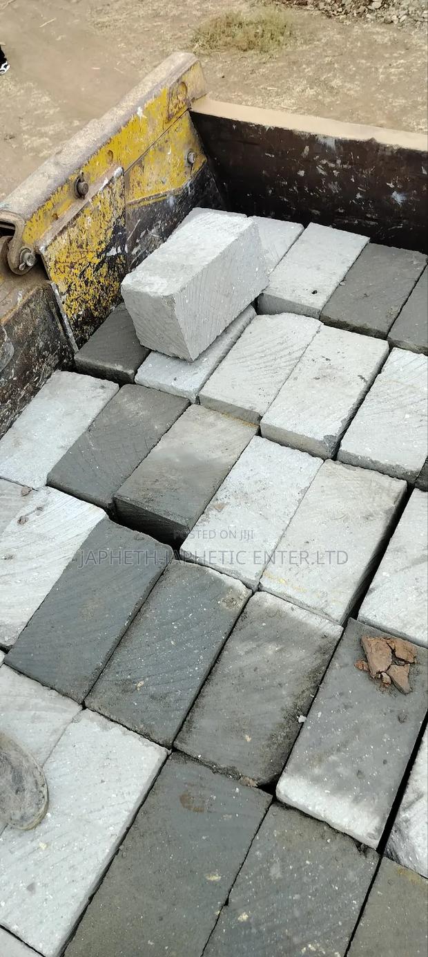 Thika Stones,Ndarugo Machine Cut Stones - thumbnail 2