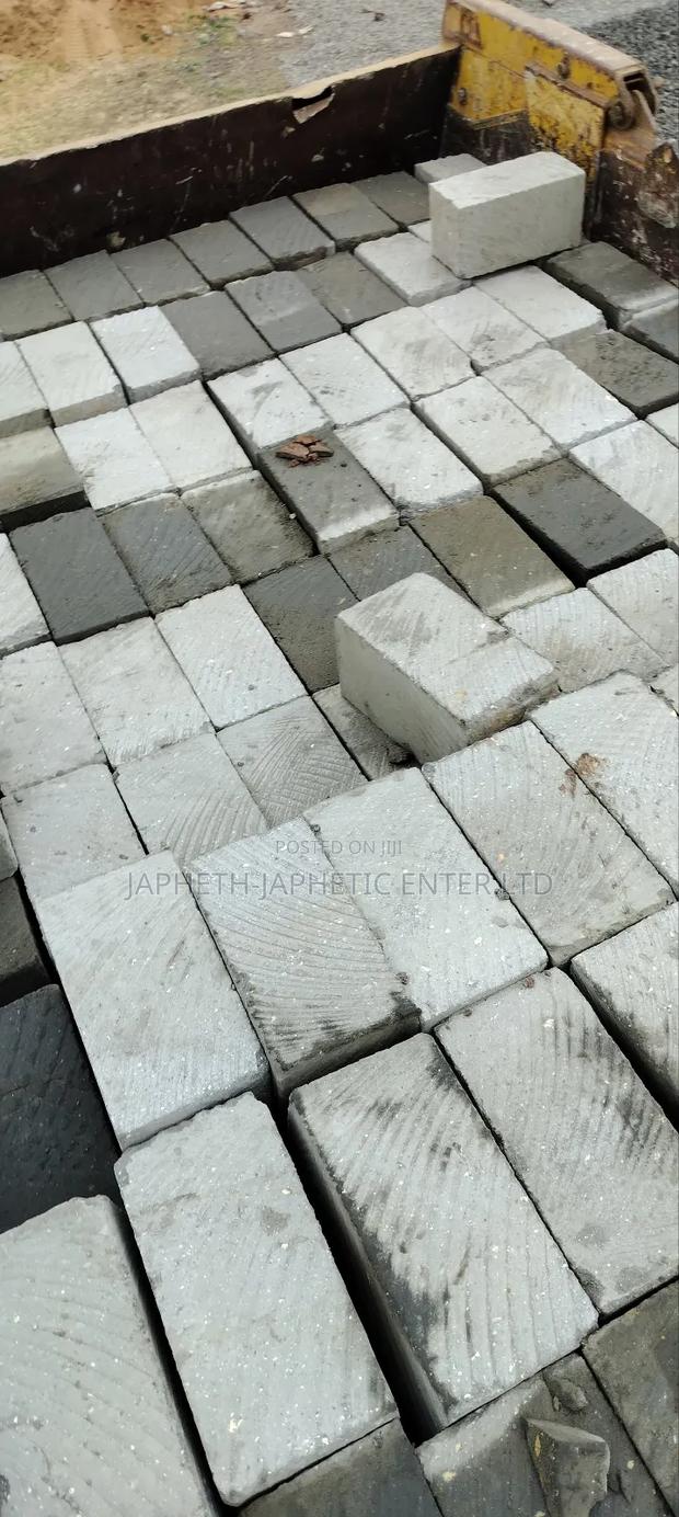 Thika Stones,Ndarugo Machine Cut Stones - thumbnail 3