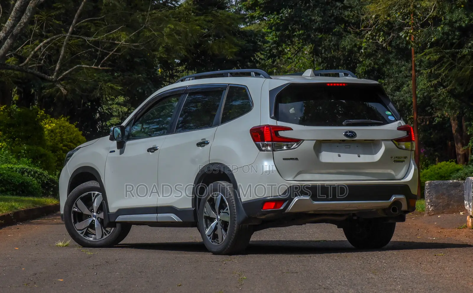 Subaru Forester 2018 White