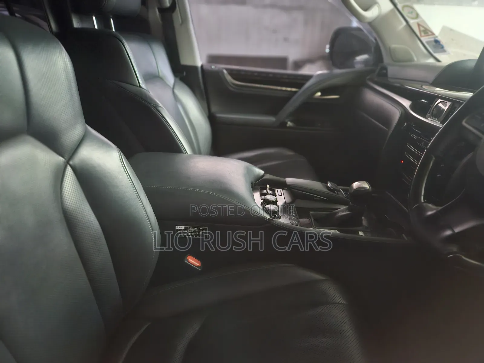 Lexus LX 2018 White