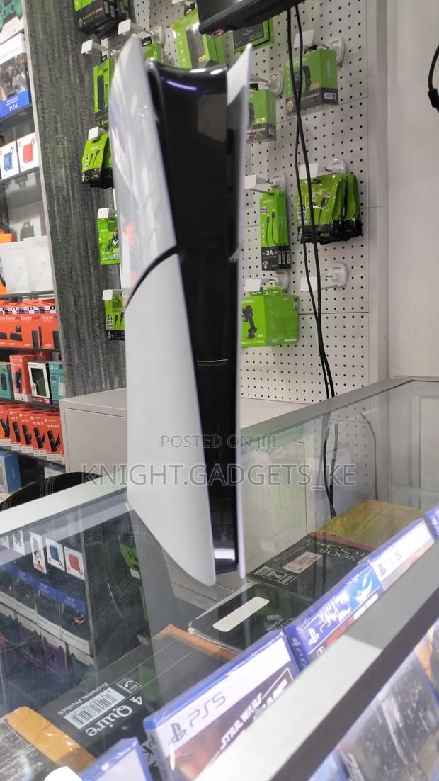 Ex - Uk Ps5 Digital Console! - main view