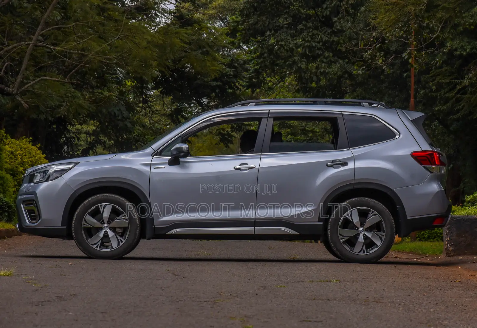 Subaru Forester 2019 Silver