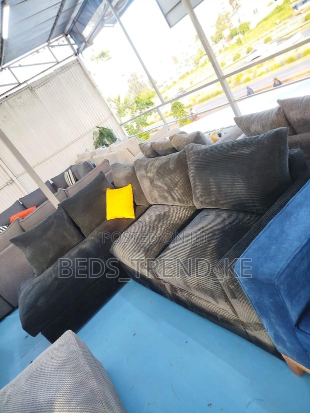 Black 6 Seater Normal L Seat